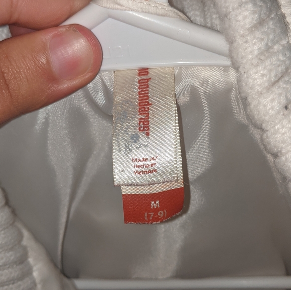 Beautiful jacket - Picture 2 of 2